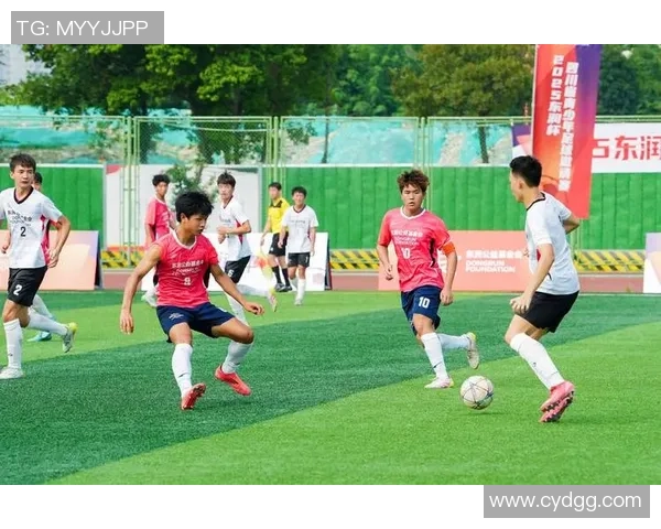 成都足球队在全国锦标赛中的状态表现分析与未来展望